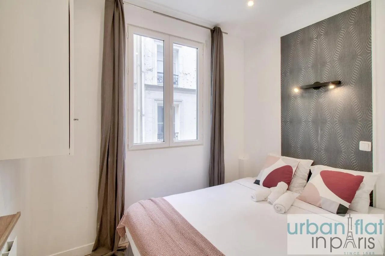24 - Pretty Parisian Home In Montorgueil Apartment